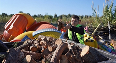 Erdemli Belediyesi Vatandaşların Evlerini Isıtıyor