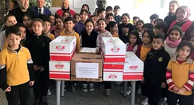 Bozyazı'da öğrenciler Ramazan paketi hazırladı