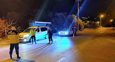 Mersin'de Jandarma Trafik ve Asayiş Denetimleri Sürüyor