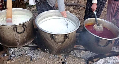 Mersin'de Köylerde İmece Usulü Toplu İftar Programları Düzenleniyor