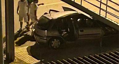 Erdemli'de Üst Geçide Çarpan Otomobilde 6 Yaralı