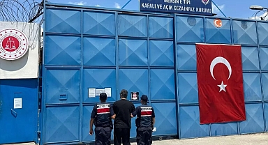 Mersin'de 10 Yıl Hapis Cezası Olan Firari Hükümlü Limon Bahçesinde Yakalandı