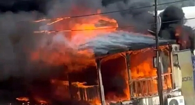 Mersin'de Üç Ayrı Yangın Paniğe Neden Oldu