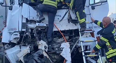 Mersin'de Zincirleme Trafik Kazası: 5 Yaralı
