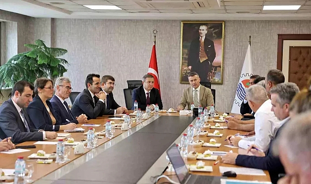 Mersin'de Yeni Hal Yasa Taslağı Üzerine Toplantı Düzenlendi