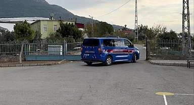 Okul müdürünü vuran çocuğun babası da gözaltına alındı