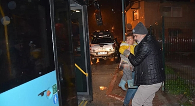 Çadırlarını su basan tarım işçileri tahliye edildi